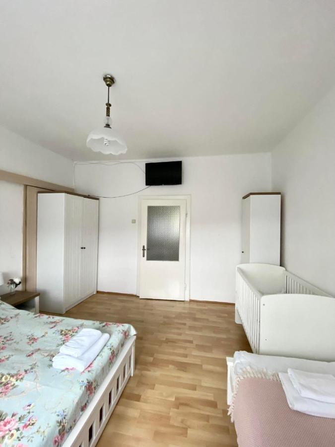 Apartman Marketa Apartment Bystrice  Екстериор снимка